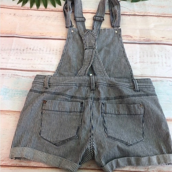 Vintage 90s Striped Short Overalls 
Size S - Picture 8 of 8